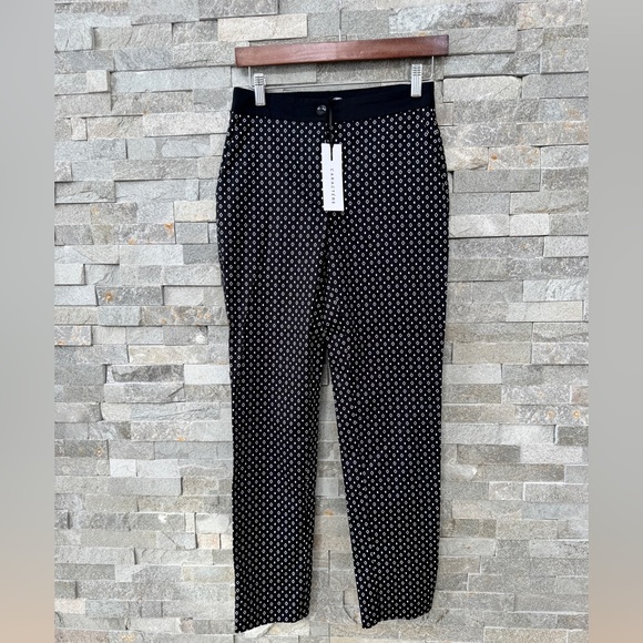 Ter De Caractere Black and White Blazer and Pant Suit Set 2 - Picture 6 of 15